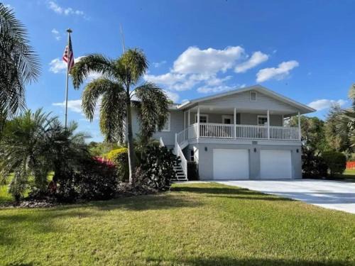 Braden River Casa | Private Rooms In Bradenton - Close to Sarasota