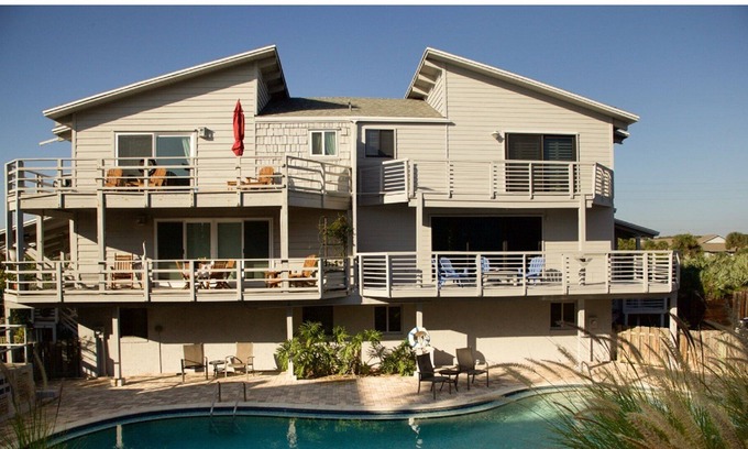 Sea Dunes Casa | Escapada privada de Sandcastle FL / Luxury Oceanside Townhome