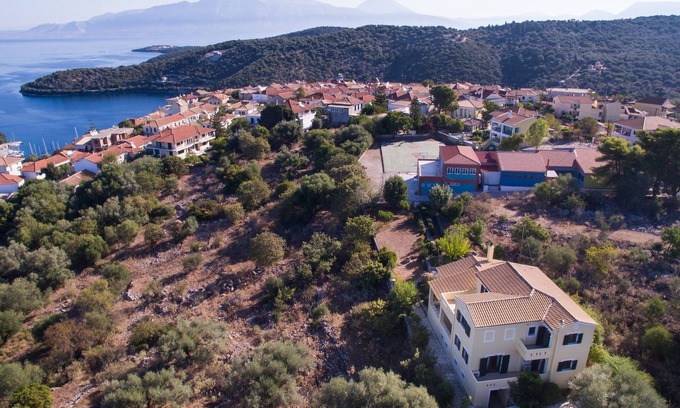 Spartochori Villa | Villa privada con vistas al mar en la isla de Meganisi