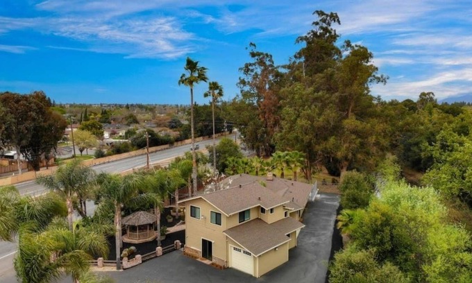 South San Jose Casa | Private Spacious 2 houses 5bd/4ba, lots of parking