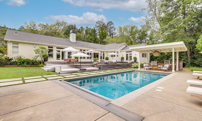 Napa Casa | Private, Spacious Home in Wine Country w/ Perks!