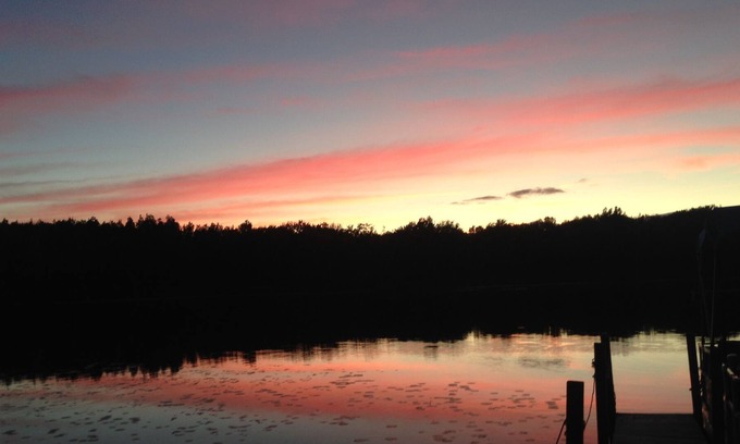 Mayfield Cabina | Private spacious lakefront lodge on 180 acres.