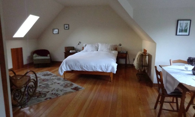 Otter Point Apartamento | Private Spacious Loft Studio Close to Gordon’s Beach