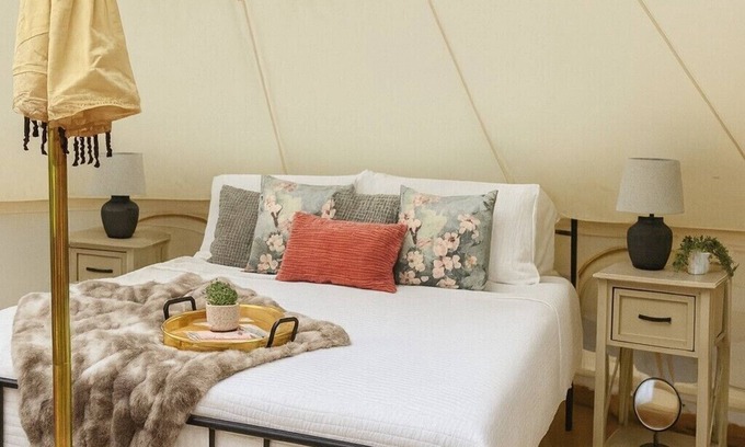Boss Apartamento | Private Stargazing Tent Dogwood Den – Peaceful Glamping with Fire Pit & Open Skies