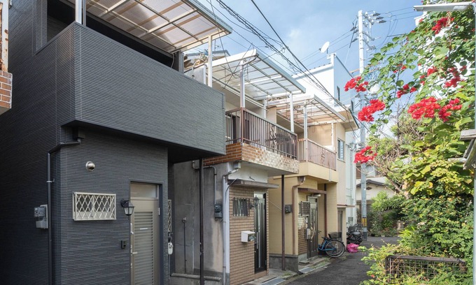 Kishiwada Casa | Private stay in a private building】20 minutes by train from Kansai Airport/ 1 minute walk from the station.