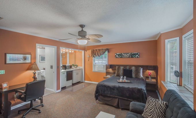 Palm Valley Apartamento | Private Studio Entry