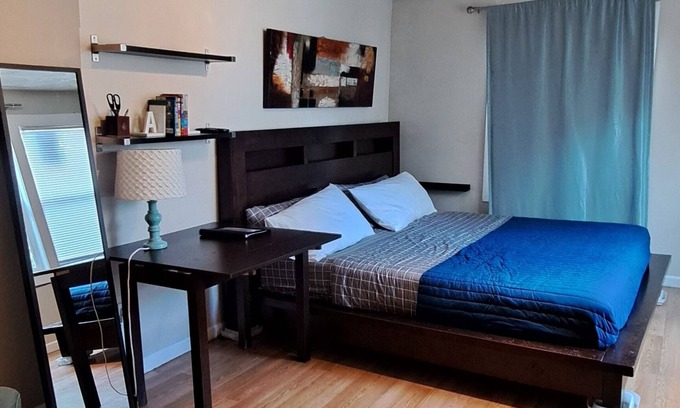 Homestead Casa | Private studio, ideal for students on rotation and those with business at OHSU.