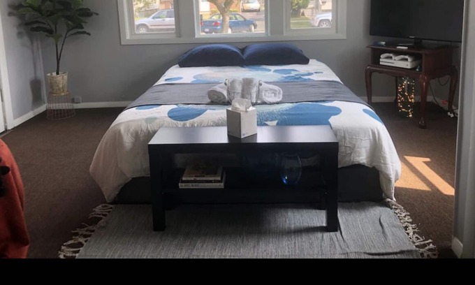 Aurora Casa | Private Studio Near Fox River! Casino! & Downtown!