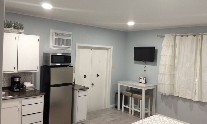 Lufkin Apartamento | Private studio with designated entrance