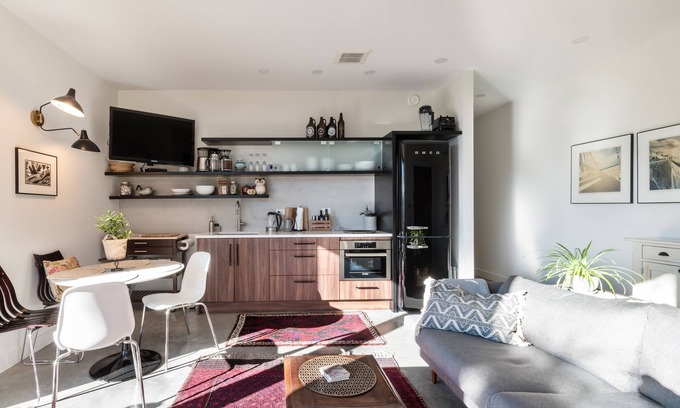 Okanagan-Similkameen Casa | Private suite 2 bedroom in the Southern Okanagan BC reg #H082210588