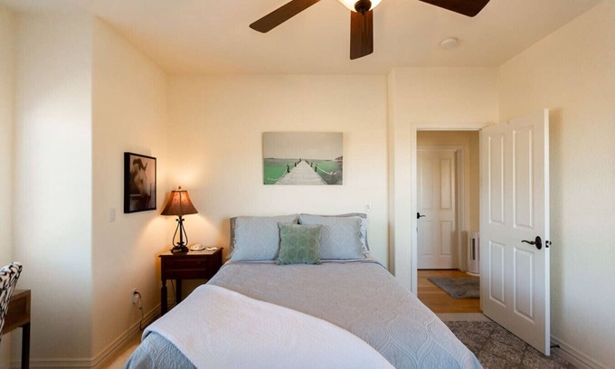 Boulder Condominio | Private Suite and Patio by Boulder Gorgeous Views