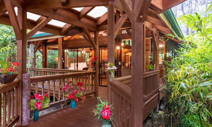 Volcano Cama Y Desayuno | Private Suite in Volcano Village Bed and Breakfast