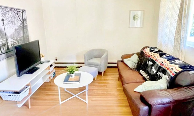 Lakewood Apartamento | Private Tacoma Getaway Near Sunnyside Beach Park!