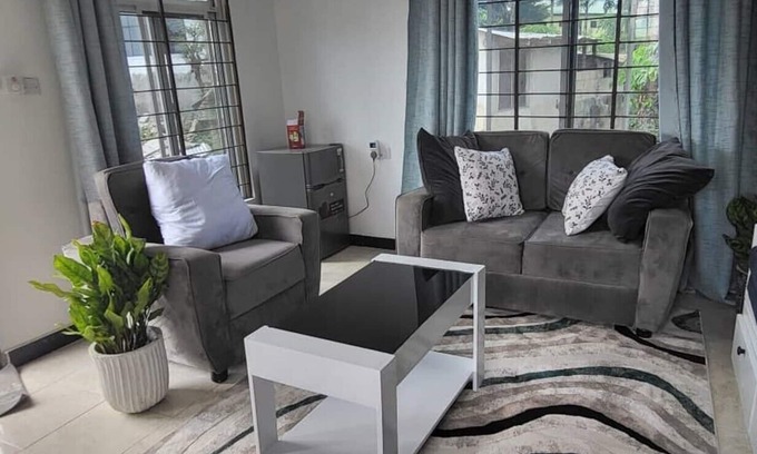 Dar es Salaam Apartamento | Private Vila in Kibo, Dar es salaam