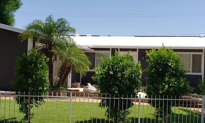 West Hills Casa | Private villa in West hills with large backyard