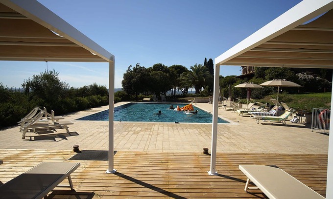 Scarlino Villa | Casa de vacaciones privada con piscina privada, A/C, WIFI, TV, terraza, vista panorámica