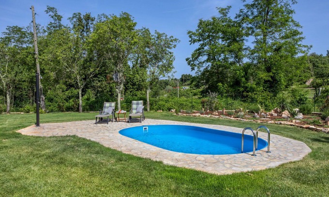 Groznjan Casa | Casa de vacaciones privada con A/C, piscina privada, WIFI, TV, terraza, vista panorámica