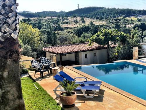 Mafra Casa | Private Villa with Pool & Jacuzzi, BBQ & Pizzaoven