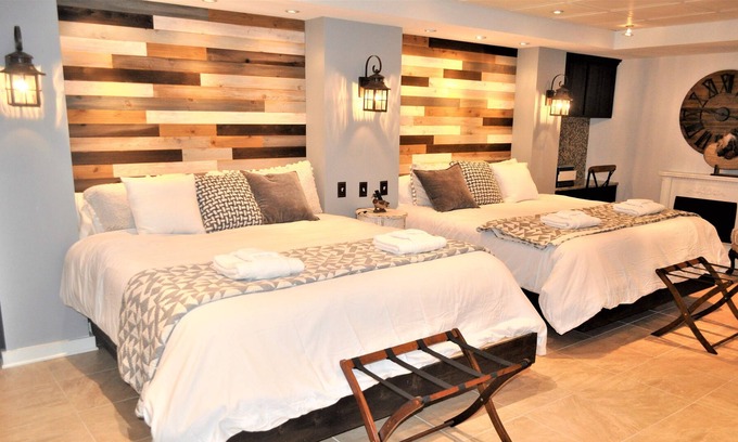 Queenstown Casa | Private/Waterfront/Gym/Theatre/Dock