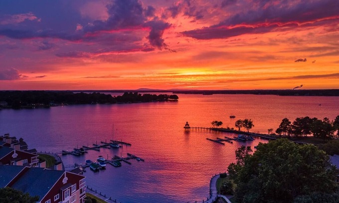 Scotts Casa | Private Waterfront Retreat on Lookout Shoals Lake!
