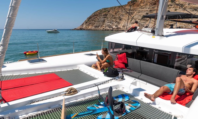 Lagos Alquiler De Eote | Private Yacht Charter en Lagos