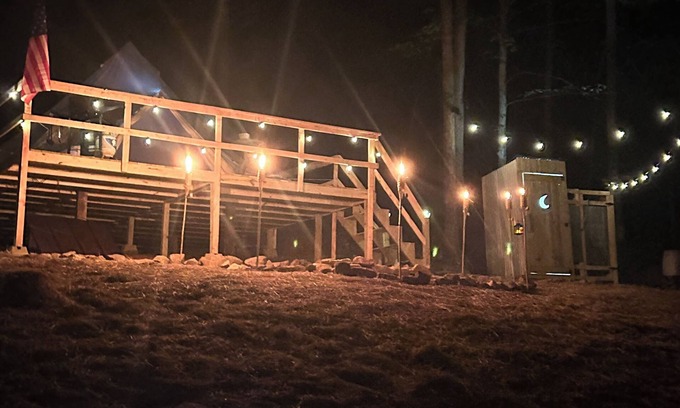 Buckhannon Cabina | Private Yurt nestled in the heart of the country. Relaxation awaits you!