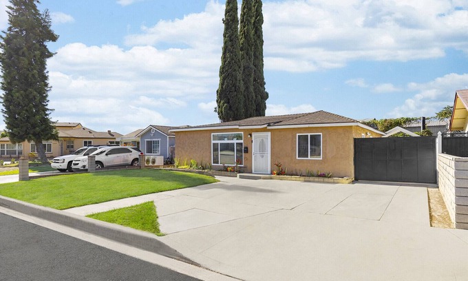 South el Monte Casa | PrivateHOUSE,3Bd1king2Queen w/kitchen,patio,BBQ,Ac,free parking,Laundry &WiFi