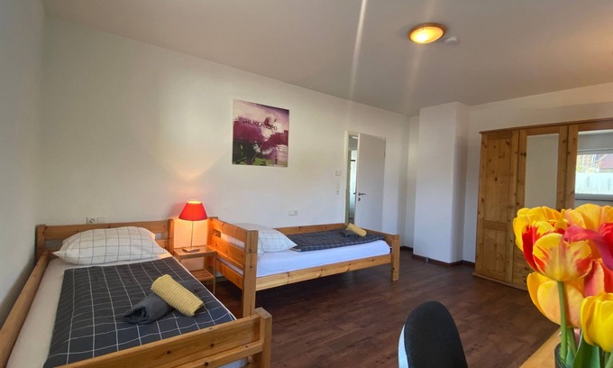 Munzingen Apartamento | Privatzimmer 4 - Guesthouse Privatzimmer in Freiburg im Breisgau