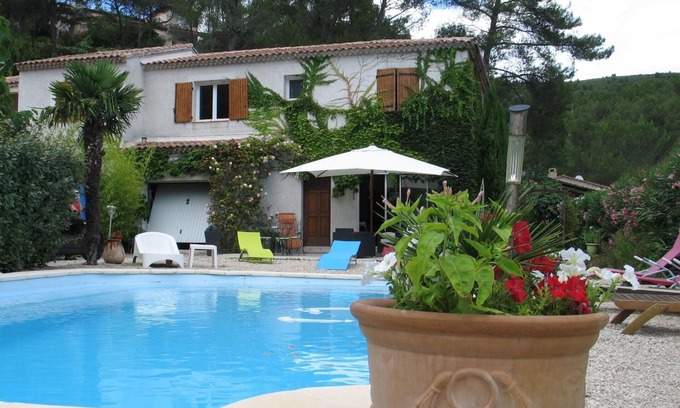 Cuges-les-Pins Villa | CERCA DE CASSIS S / MER VILLA T4. PISCINA PRIVADA CLIM-PROMO