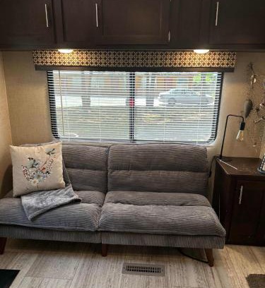 Crystal River Otro | Professor Rousseau's Fishing RV Retreat