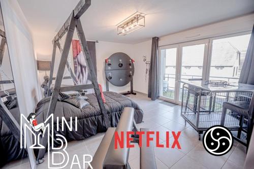 Walbourg Apartamento | PRoJET KUROI - Love Room - Balançoire, Banc de fessée, Pilori, Cage, Croix, Tantra