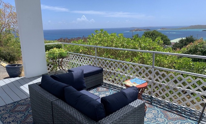 Estate Charlotte Amalie Apartamento | PROMO Beach Walk Beautiful 1 bedroom walking distance to Secret Harbor beach