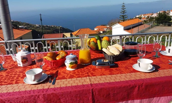 Calheta Apartamento | PROMOCION Apartamento en casa con TERRAZA y VISTAS AL MAR.