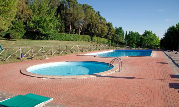 Corciano Casa | Leccino-Le Gorghe di Valmarino Residencia en Umbría a 5 km de Perugia Piscina y WIFI