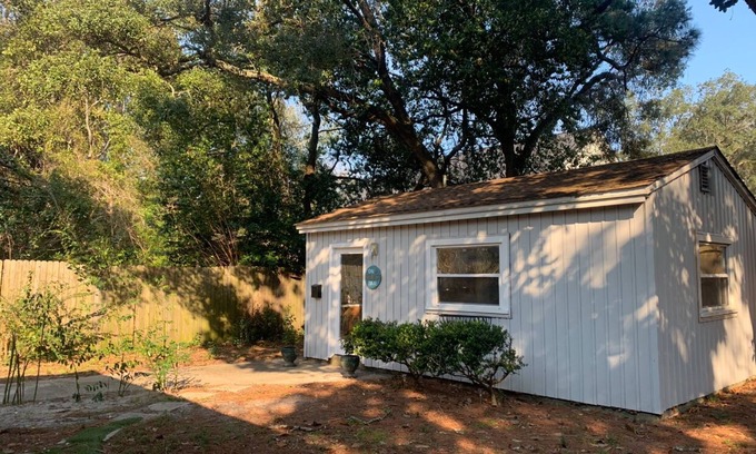 Pensacola Cabaña | Proper Happy Cottage
