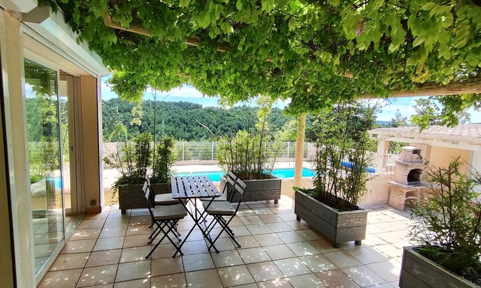 Simiane-la-Rotonde Casa | Propriété de Campagne, Piscine et vue