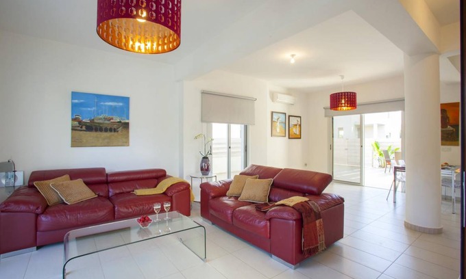 Pernera Villa | Protaras Villa Posidonas 15 Near The Beach