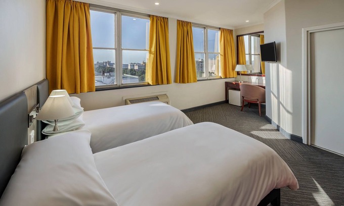 Chiawa Conservancy Hotel | Protea Hotel by Marriott Lusaka Cairo Road