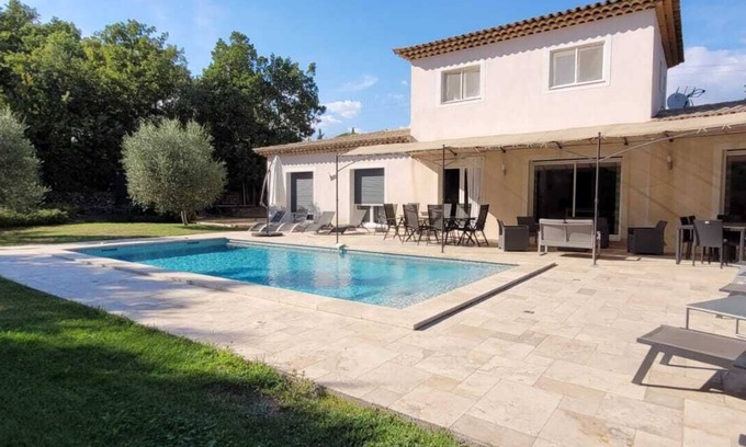 Saint-Cezaire-sur-Siagne Casa | Villa provenzal con piscina