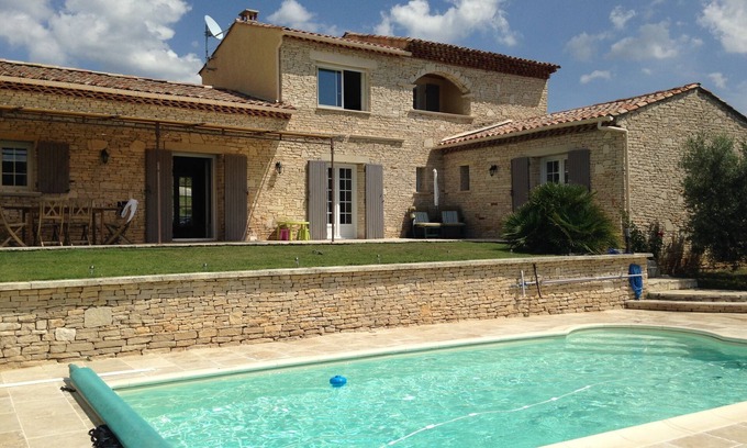 Oraison Villa | EDIFICIO PROVENZAL EN EL CORAZÓN DE PIEDRA ENTRE LUBERON Y VERDON