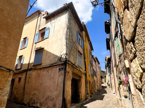 Aups Casa | provencal house with sunny terrace