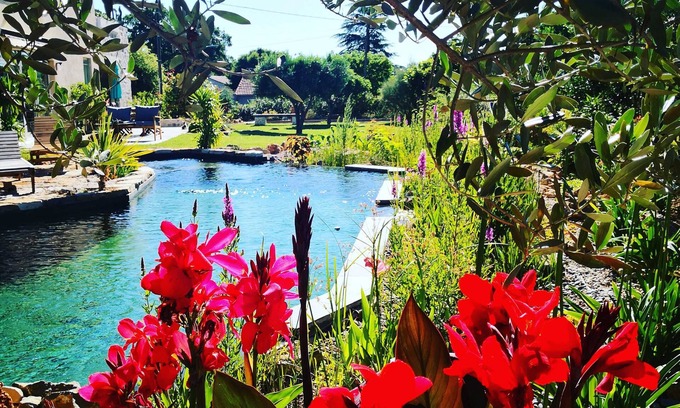 Besse-sur-Issole Casa | Provence chic, relaxation, Spa, natural pool in a green setting for 2