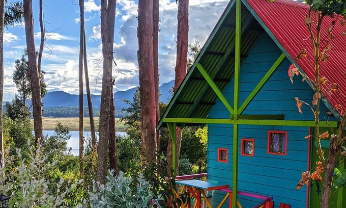 Guatavita Cabina | Hermosa y acogedora cabaña para dos, en estilo Caribeño, ideal para descansar.