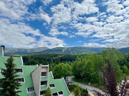 Bierutowice Apartamento | Przycup w Karkonoszach Apartamenty - "Za oknem Góry!" - Dwupoziomowy apartament Strażacka 2 Apartament z widokiem na góry z parkingiem Apartament przy Wyciągu oraz przy Szlakach Turystycznych