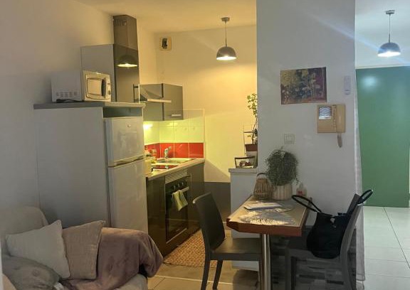 Saint-Denis Apartamento | P’tit Cosy St Denis - centre