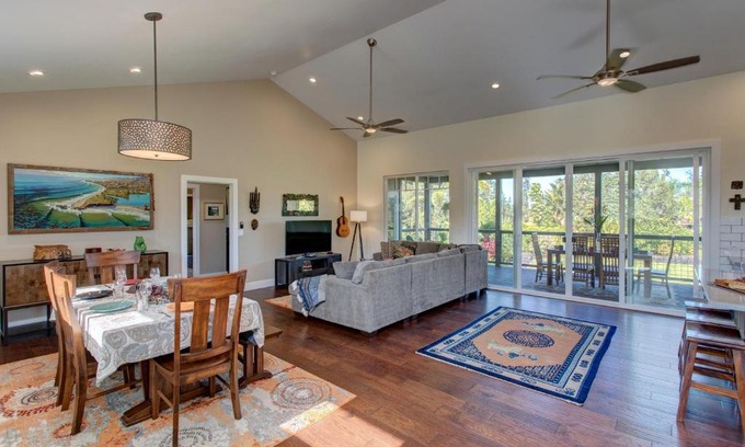 Keaau Casa | Pua Lani