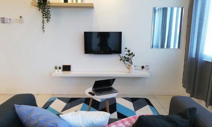 Bandar Puchong Jaya Apartamento | Puchong Skypod Residence, 1-4pax unit, Walking Distance to IOI Mall, 10min Drive to Sunway