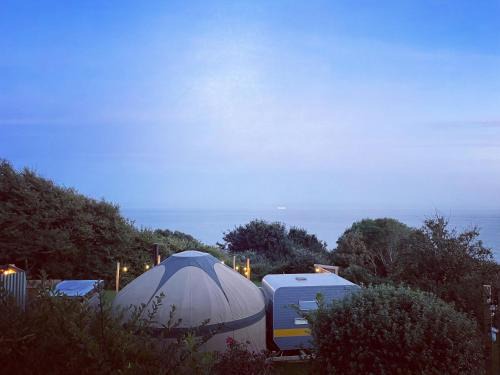Ventnor Otro | Puckaster Cove Garden Yurt