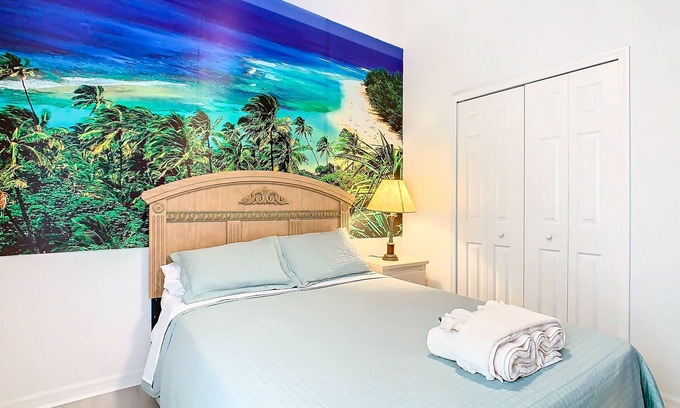 Four Corners Casa | Pudge Vacation Pool SPA Home Near Disney