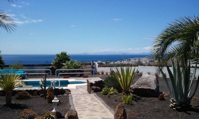 Tias Villa | Puerto Calero Tias: Mansión - Puerto Calero Tias